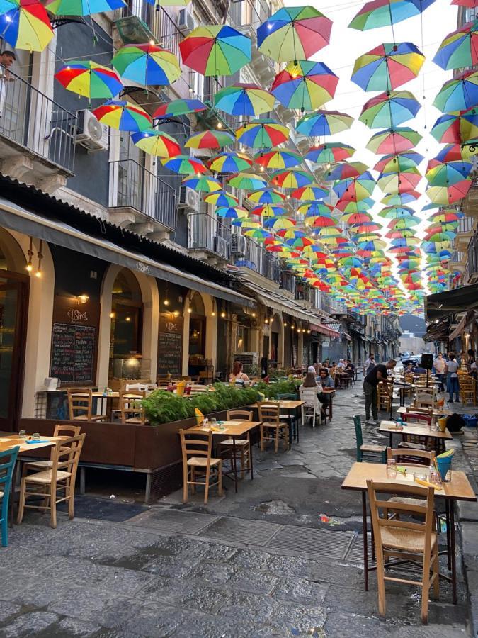 Home 22 Appartamento In Centro Storico - Katanya Dış mekan fotoğraf